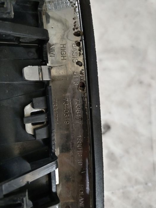 Grila radiator stanga, BMW Seria 5, F10, F11, 2010, 2011, 2012, 2013, 2014, 2015, 2016, cod origine OE 51137336477.