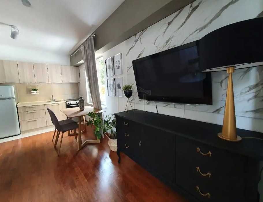 Дава се под наем Тристаен апартамент в Пловдив, Каменица 2 - 82 кв.м за 321.3 € - Снимка #2