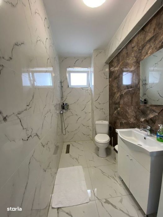 Apartament 4 camere decomandat, 110 mp, zona Consul, Utilitati incluse