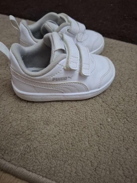 Adidasi  Puma  mărimea 20