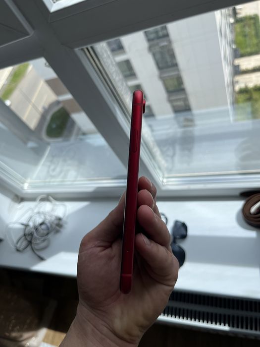 Айфон Хр 128 гб.