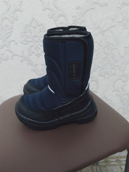 Продам зимнюю обувь