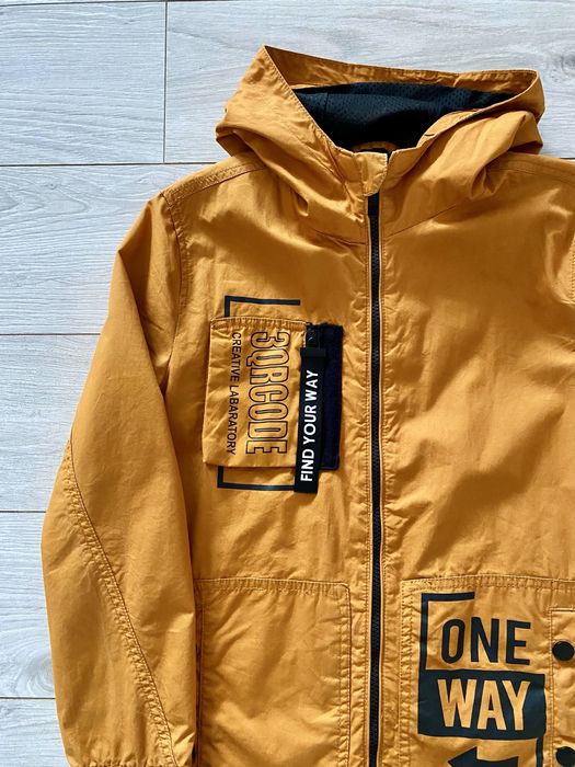 Демисезонная куртка для мальчика