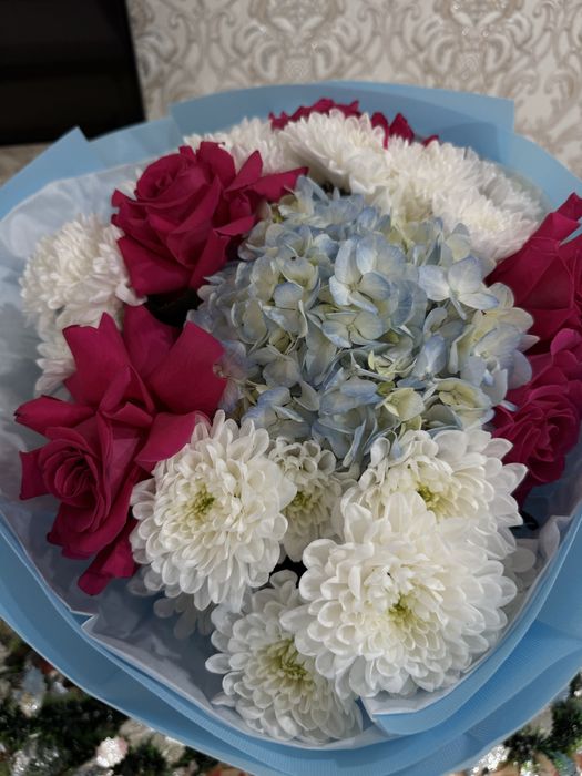 Букет цветов        .