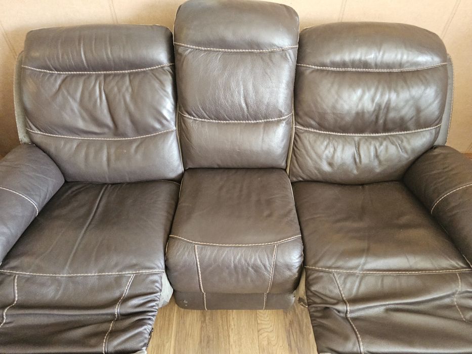 Тройка диван с релакс механизми естествена кожа