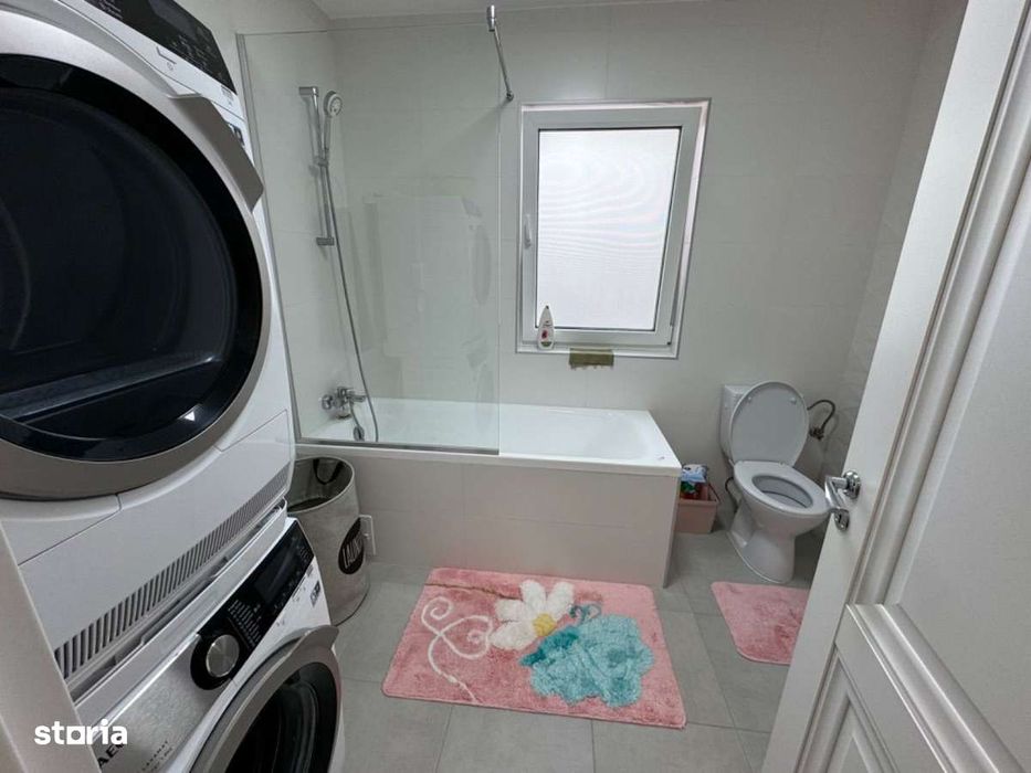 Apartament 3 camere de lux zona din spate de la Omv ul de jos