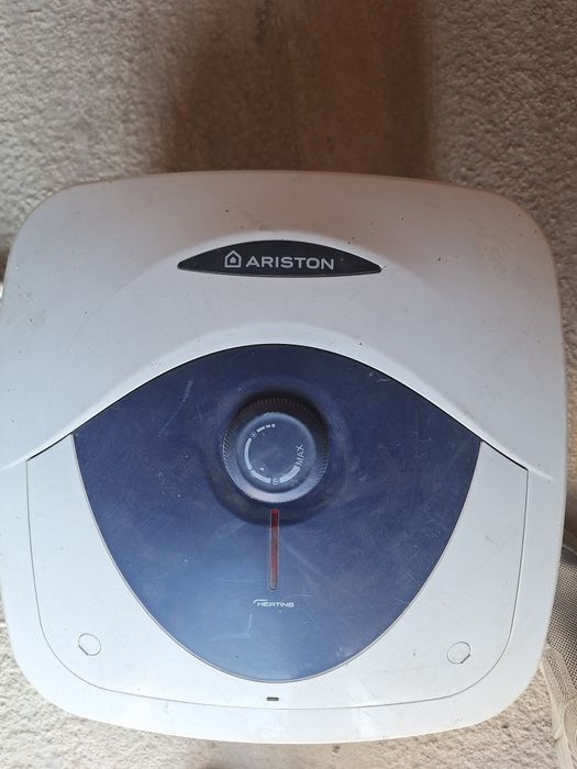 Продам электрический болер