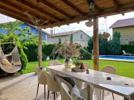 Страхотна двуетажна къща в с. Приселци - 84079