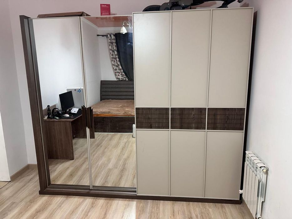 Спальный гарнитур