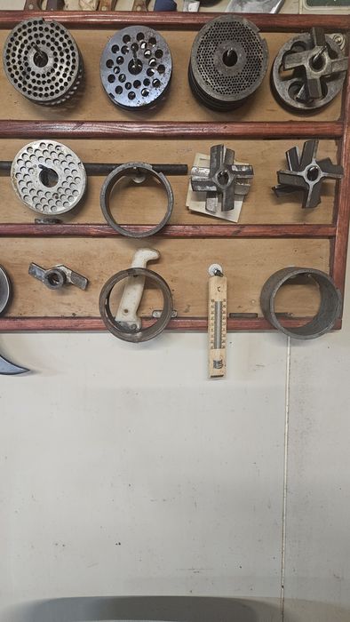 Vând mașină de tocat