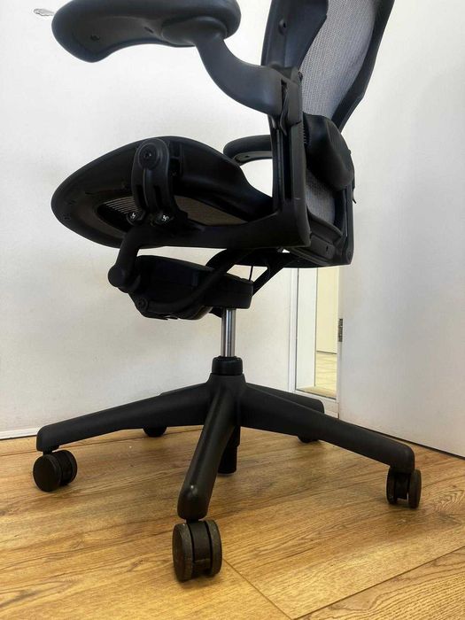 Refurbished Herman Miller Aeron Carbon