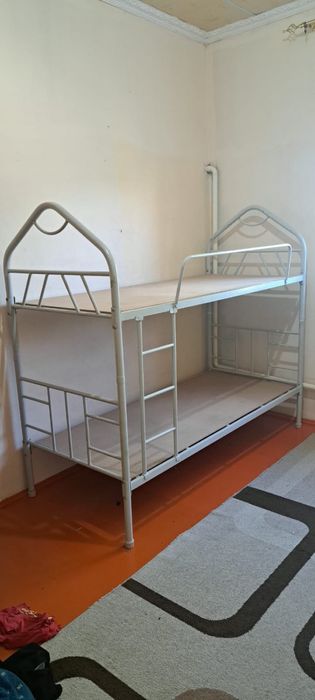 Двухярусный кровать