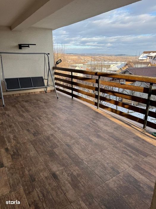 Vând casă sau schimb cu apartament cu 2 camere în Fălticeni