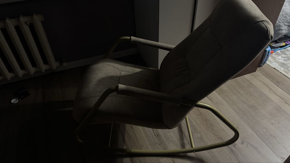 Креслокачалка качественная