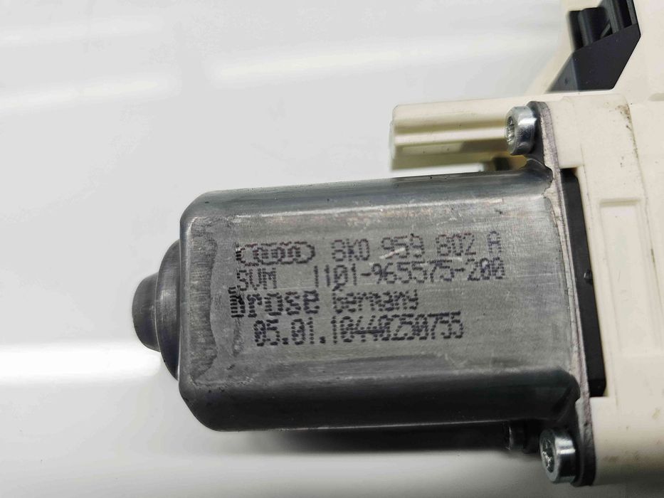 Motoras geam dreapta fata Audi A4 (8K2, B8) [Fabr 2008-2015]