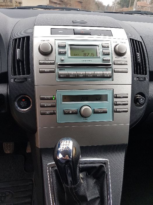 Toyota Corolla Verso 2.2 DCAT на части Тойота Корола Версо на части