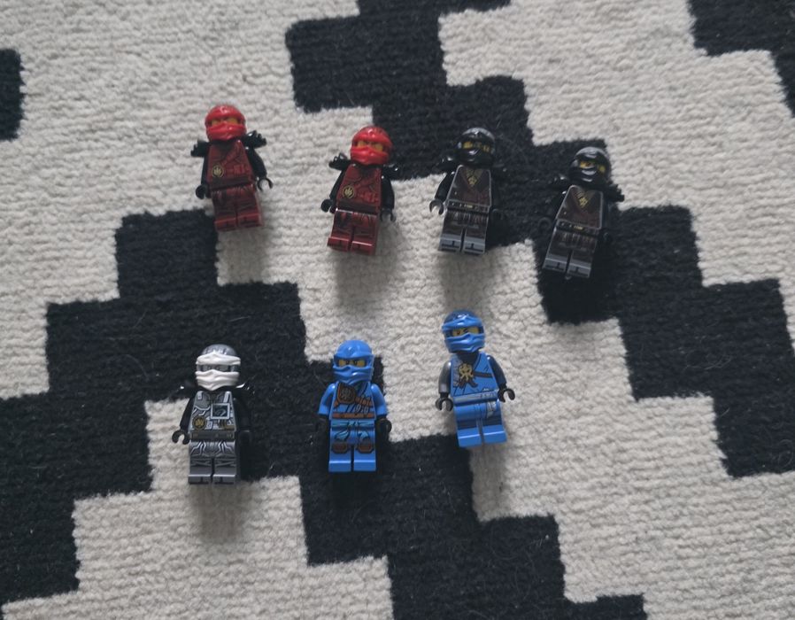 Lego ninjago  sezoane 4-7  +day of the departed