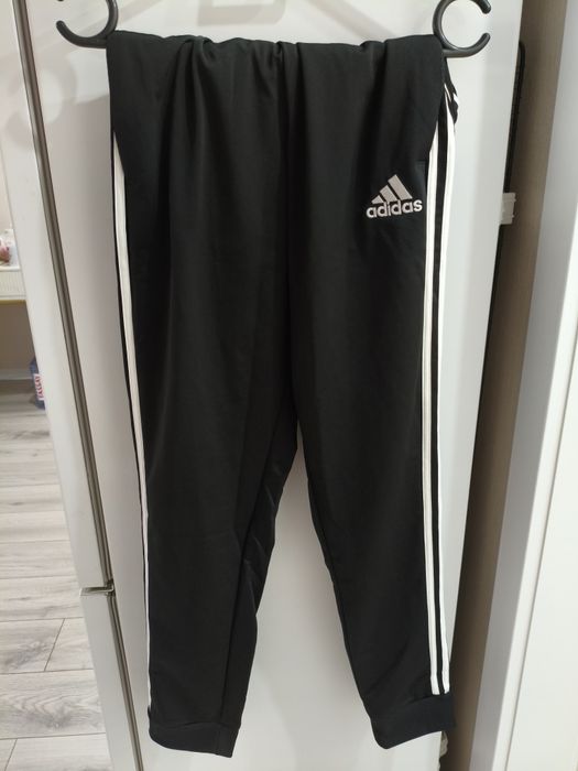 Спортивный костюм Adidas