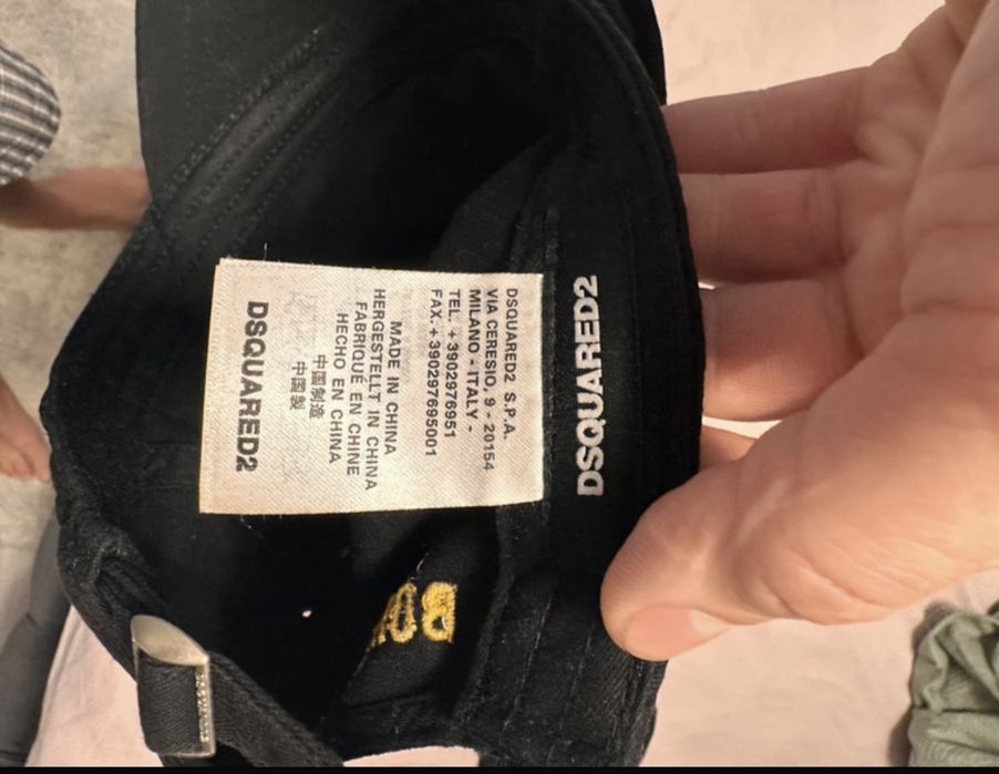 sapca dsquared perfecta stare 100% originala