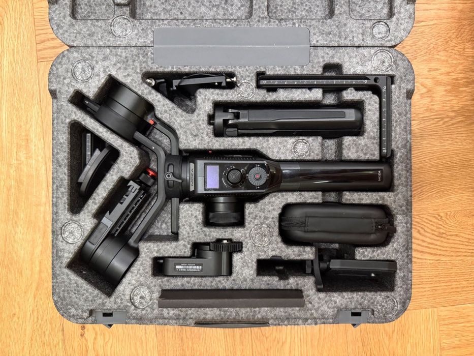 стабилизатор за камера Moza AirCross 2