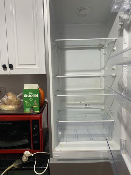 Холадильник бекоо