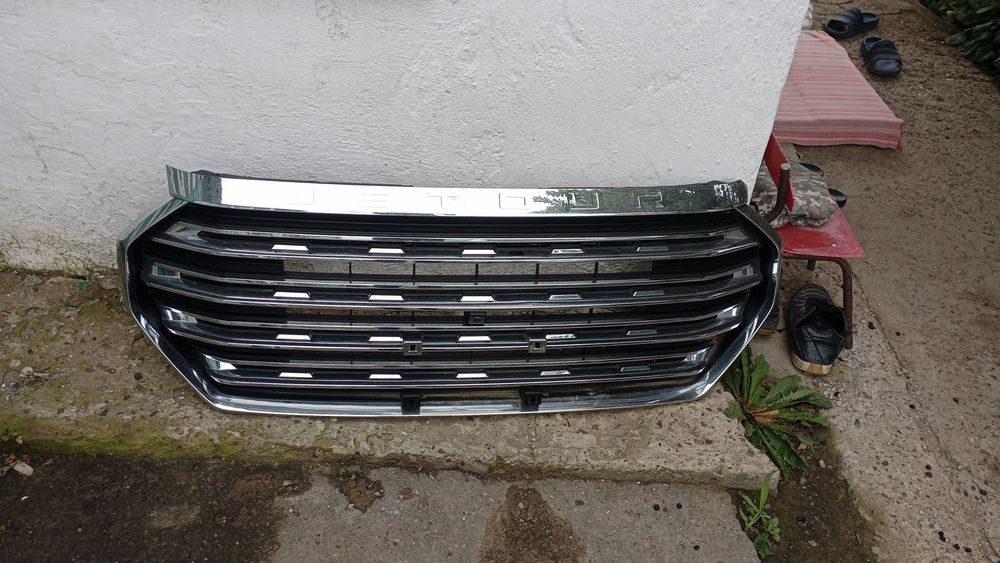 Продам решётку от китайского автомобиля