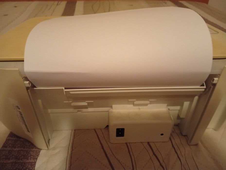 Принтер HP Deskjet 2130