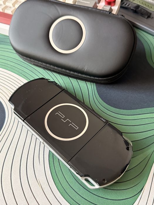 PSP 3001 modat Ark4  50 jocuri 64gb