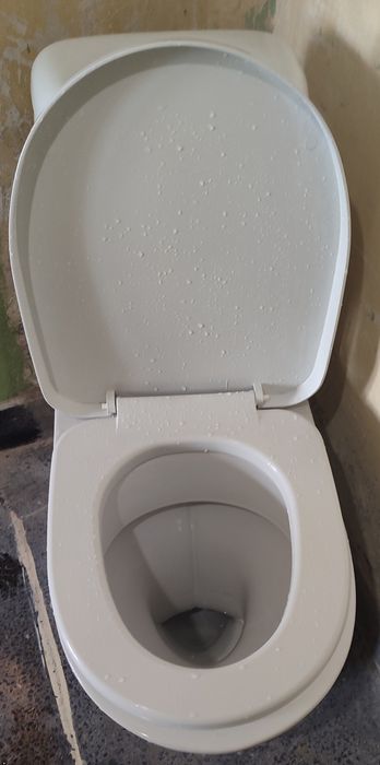 Моноблок ЕСЕ с долно оттичане