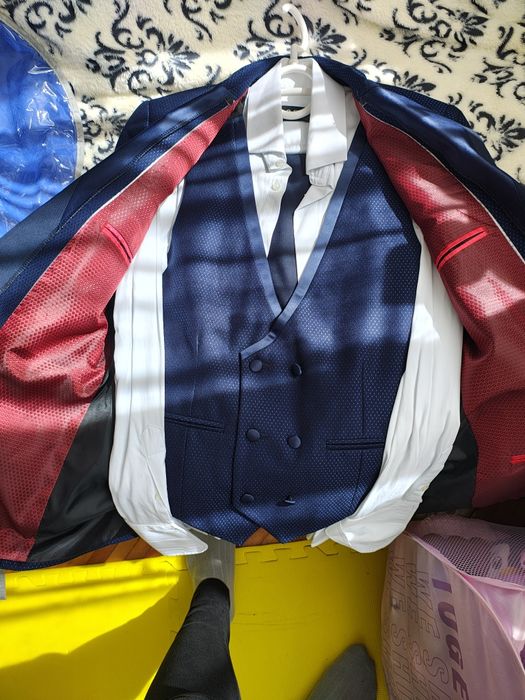 Costum  albastru de mire