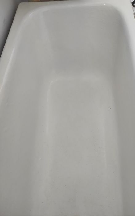 Чугунная ванна чистая