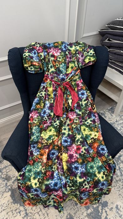 Женское платье длинное