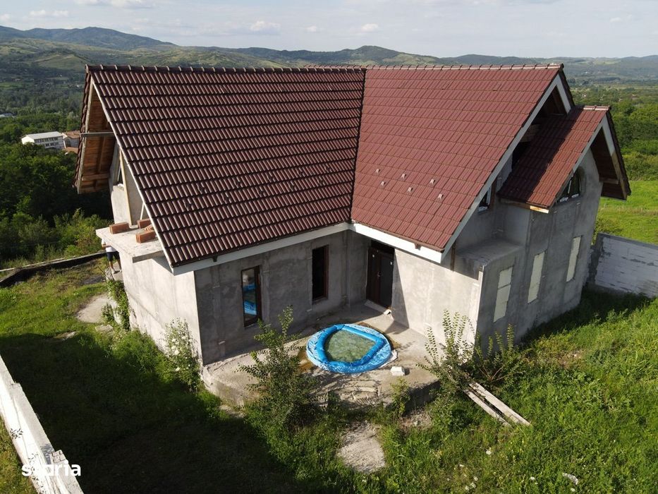 Vând casă în construcție, 303 mp construiți, Măgura D+P+M, jud. Buzău