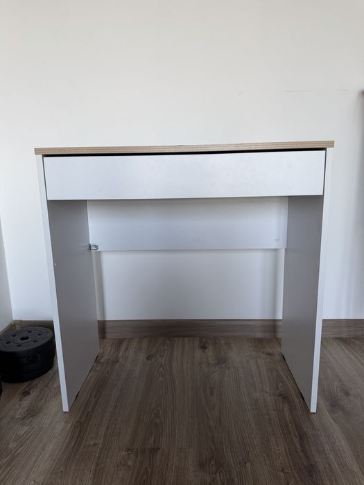 Продам тумбу небольшую