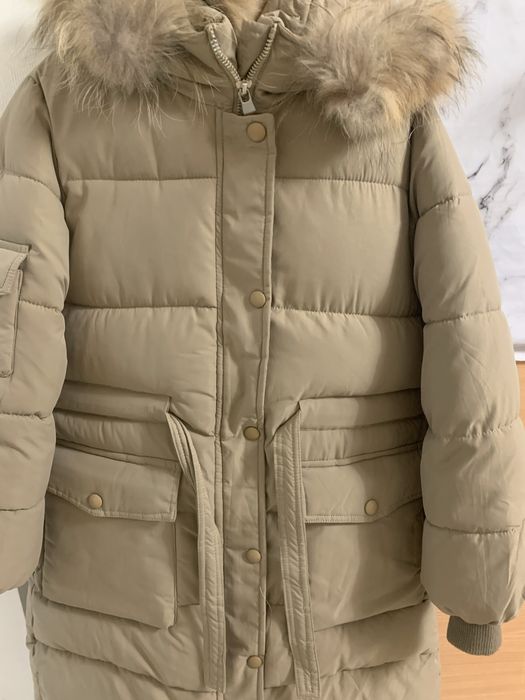 Продам женские пуховики