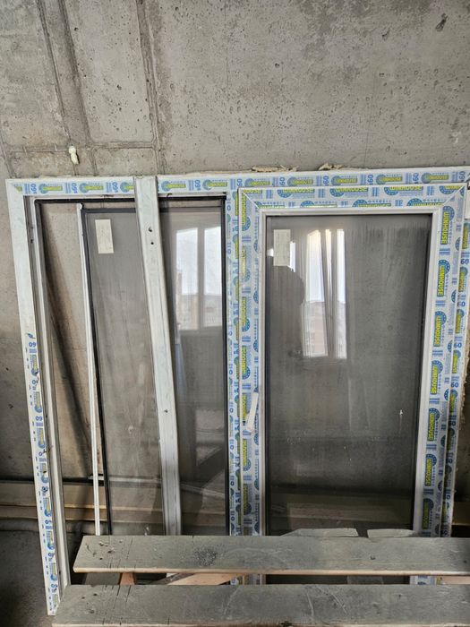 Продам 2 компоекта стеклопакета