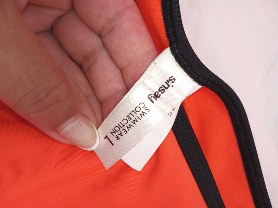 Дамски бански от две части