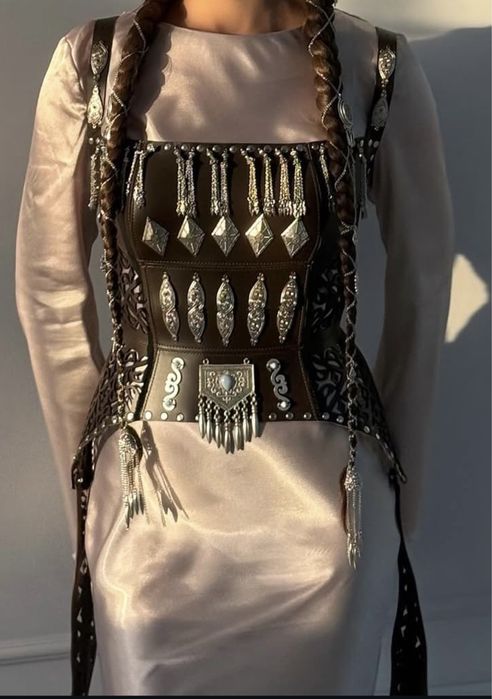 Этно-корсет в АРЕНДУ