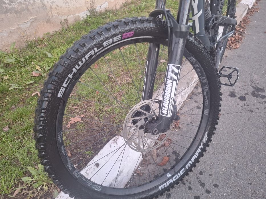 DOWNHILL - YT INDUSTRIES в отлично състояние