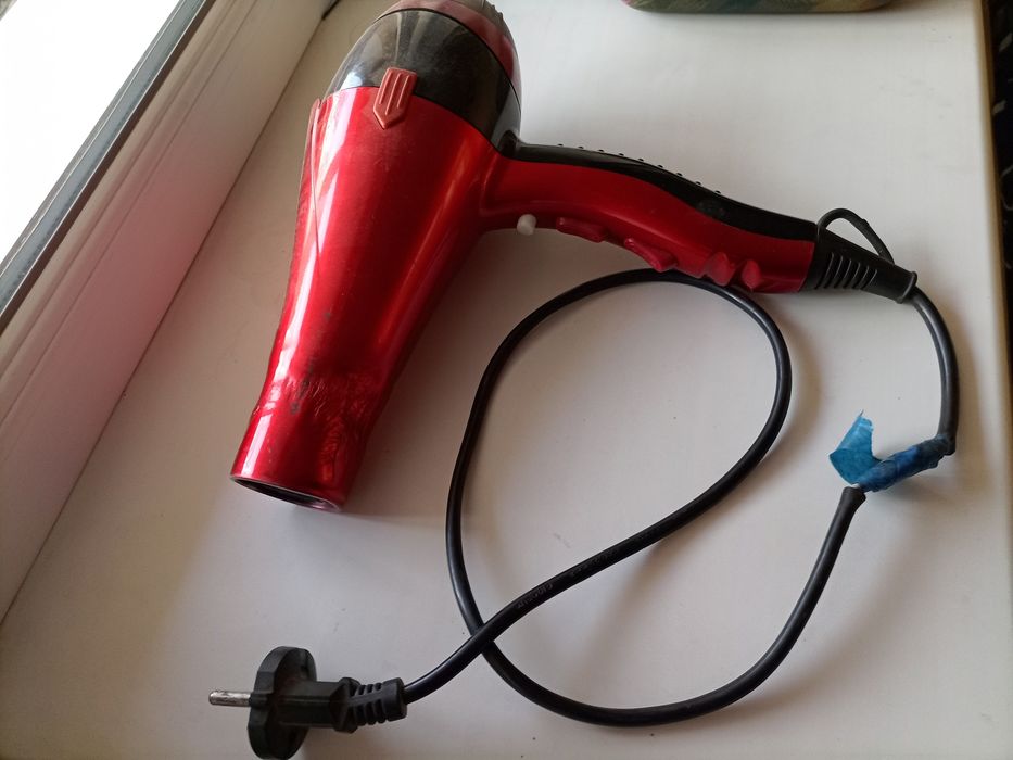 Фен для волос продам