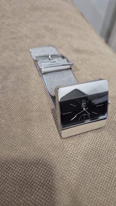 Vand ceas CK barbati