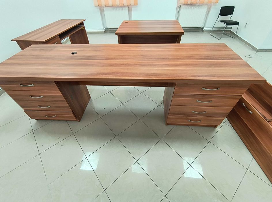 Masa de birou cu 2 rânduri a câte 5 sertare dimensiuni 266x80
