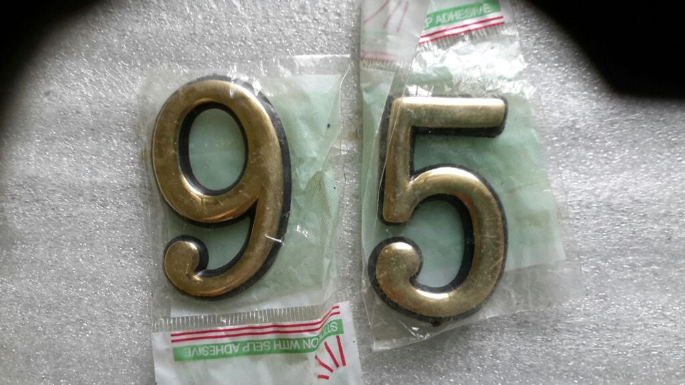 Цифры на дверь