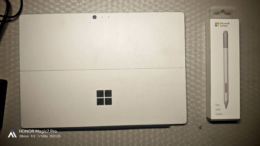 Microsoft Surface Pro 4 i5