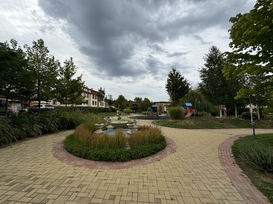 Продава се Тристаен апартамент в София, Център - 109 кв.м за 2156 €/кв.м - Снимка #12