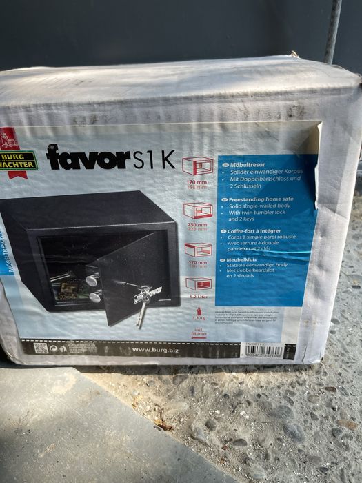 Seif metalic nou sigilat