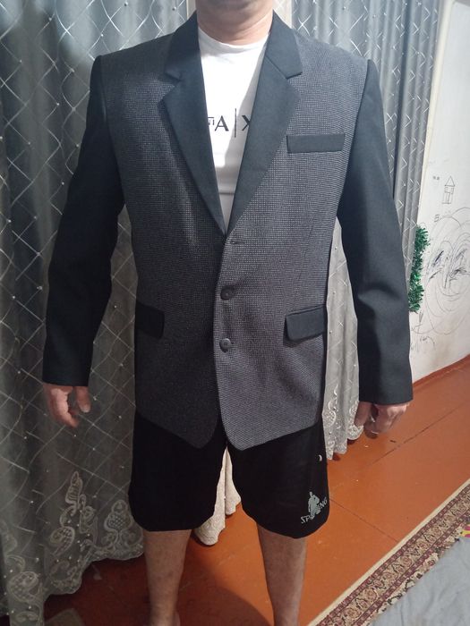 Продам пиджаки в хорошем состоянии