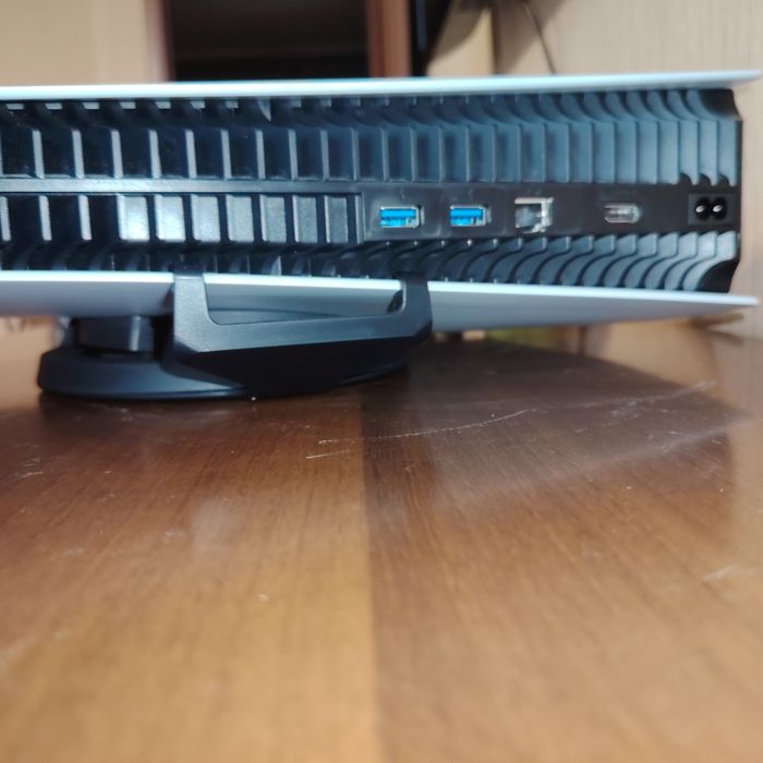 Продам пс 5 в описание