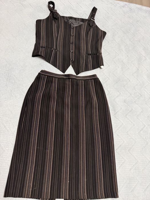 Костюм женский 46-48 размер