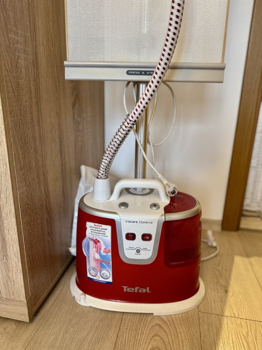 Уред за вертикално гладене Tefal IS8380